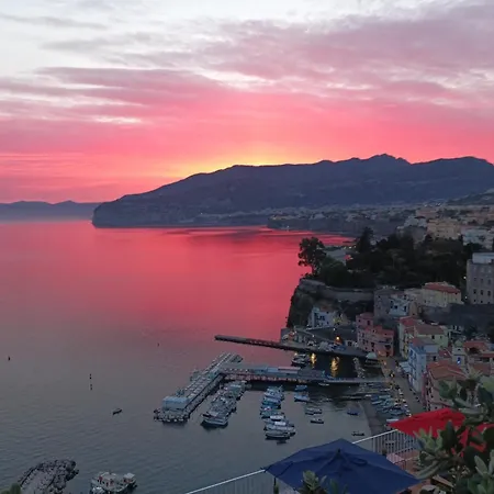 Il Platano Couette-café Piano di Sorrento